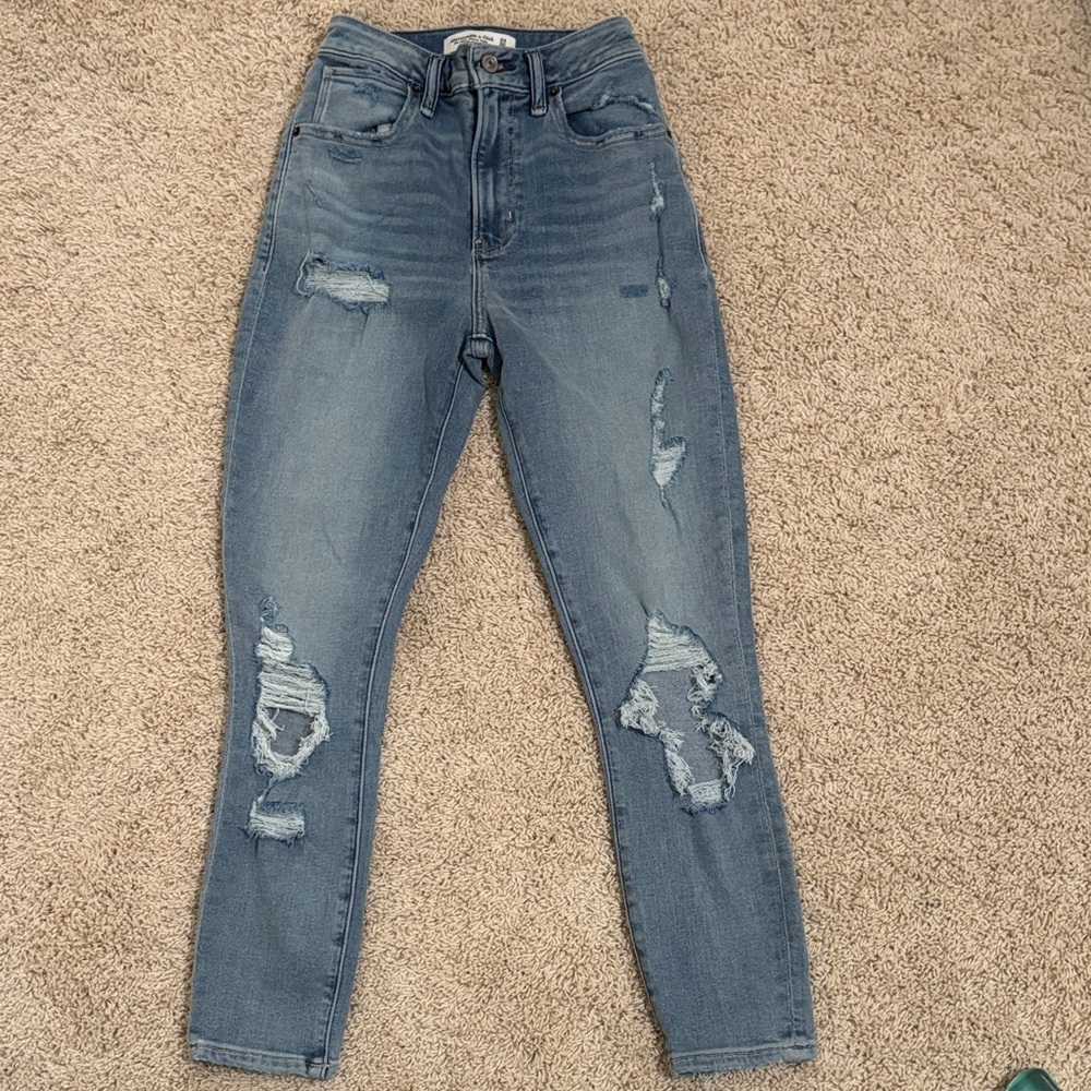 Abercrombie & Fitch Distressed Skinny Jeans in Blue